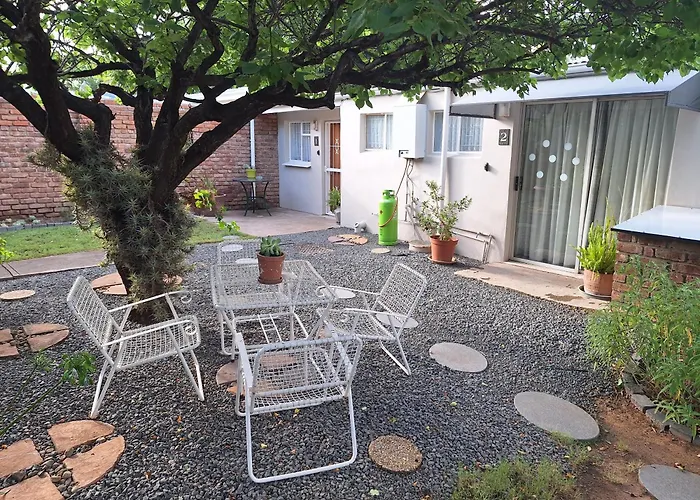 Mechell\'S Accomodation